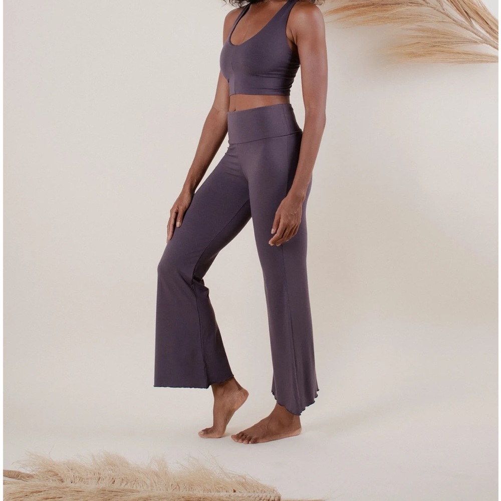 AGNI FLARES CHARCOAL Indigo Luna